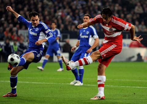 全市场：尤文与那不勒斯对格雷茨卡有意，正关注其续约情况（全市场：尤文和那不勒斯有意格雷茨卡，正密切关注其续约进展）