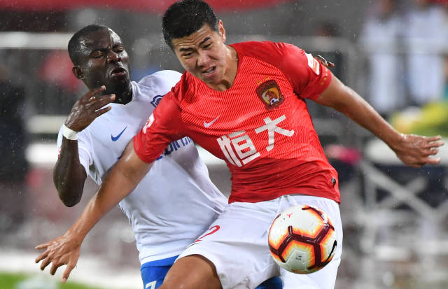 打造商业帝国？巴媒：内马尔父亲1800万美元收购贝利品牌（巴媒称内马尔父亲以1800万美元拿下贝利品牌，欲扩张商业版图）