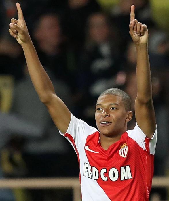 埃斯特雷马杜拉总监：很高兴抽到塞维，将会共同向雷耶斯致敬（埃斯特雷马杜拉总监：与塞维利亚相遇欣喜 将携手向雷耶斯致敬）